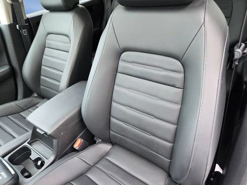 Used 2025 Honda CR-V EX-L image 16