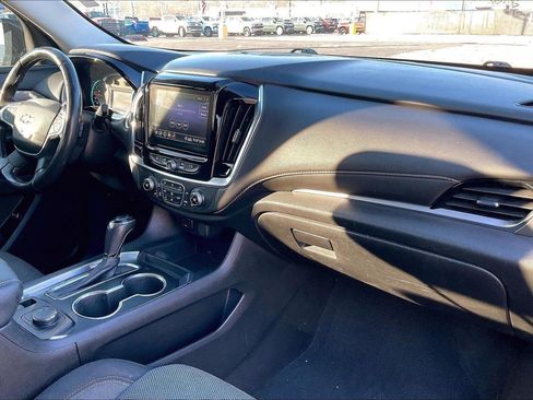 Used 2020 Chevrolet Traverse LT FWD image 33