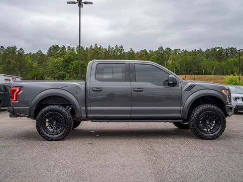 Used 2018 Ford F150 Raptor w/ Equipment Group 802A Luxury AWD/4WD image 12