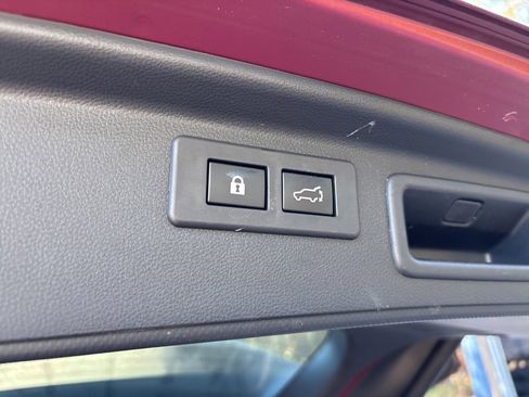 Used 2023 Subaru Forester Premium image 29