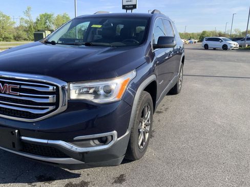 Used 2017 GMC Acadia SLT image 11
