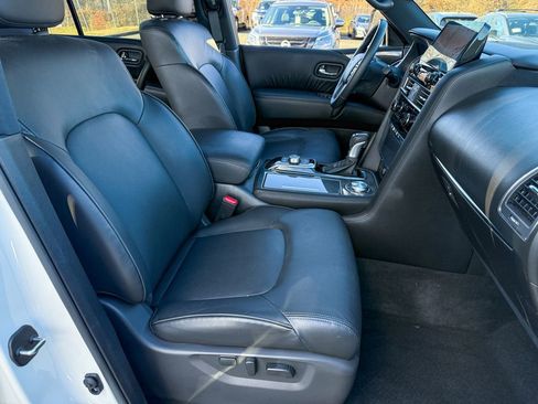 Certified 2024 Nissan Armada SL w/ Midnight Edition Package image 11