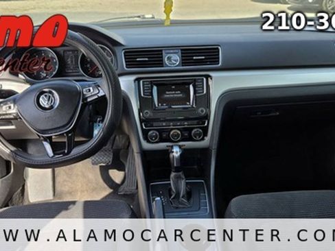 Used 2016 Volkswagen Passat 1.8T R-Line FWD image 30