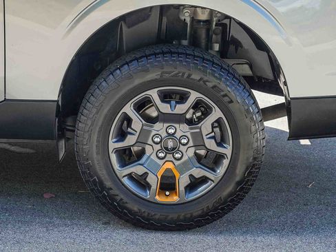 Used 2023 Ford Maverick Tremor w/ Tremor Off-Road Package AWD/4WD image 11