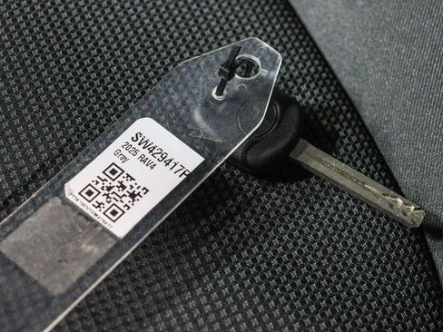 Certified 2025 Toyota RAV4 LE FWD image 29