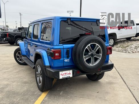 Used 2023 Jeep Wrangler Sahara w/ Safety Group image 7