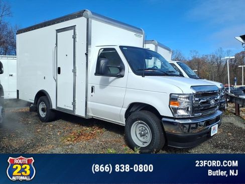 New 2026 Ford E-350 and Econoline 350 Super Duty w/ Power Equipment Group RWD image 1