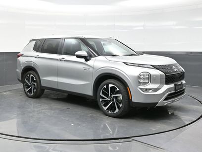 Used 2024 Mitsubishi Outlander SE