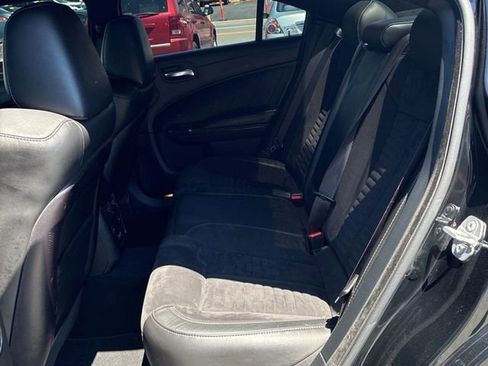 Used 2019 Dodge Charger Scat Pack w/ Daytona Edition Group RWD image 14