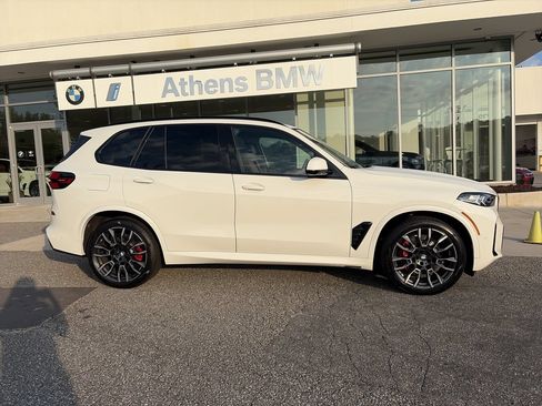 Used 2026 BMW X5 xDrive40i w/ M Sport Package AWD/4WD image 9