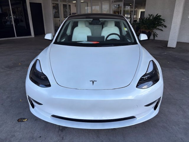 Used 2023 Tesla Model 3 Standard Range RWD image 9