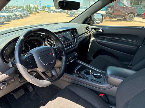 Used 2025 Dodge Durango GT AWD/4WD image 11