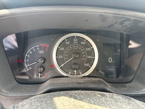 Used 2022 Toyota Corolla LE FWD image 11