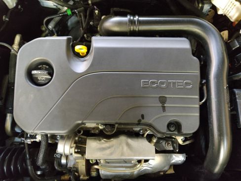 Used 2024 Chevrolet Malibu LT image 30