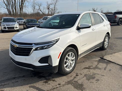Used 2023 Chevrolet Equinox LT image 11
