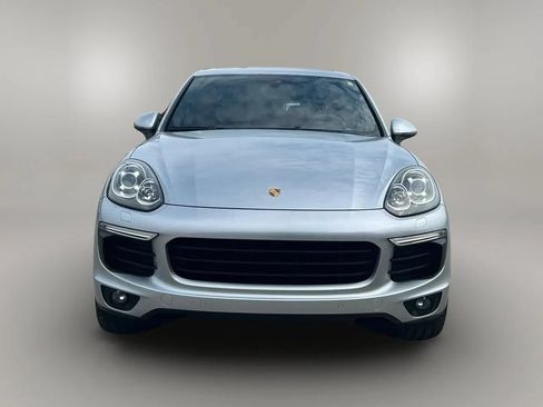 Used 2017 Porsche Cayenne AWD/4WD image 3