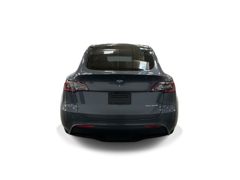 Certified 2023 Tesla Model Y Long Range AWD/4WD image 5