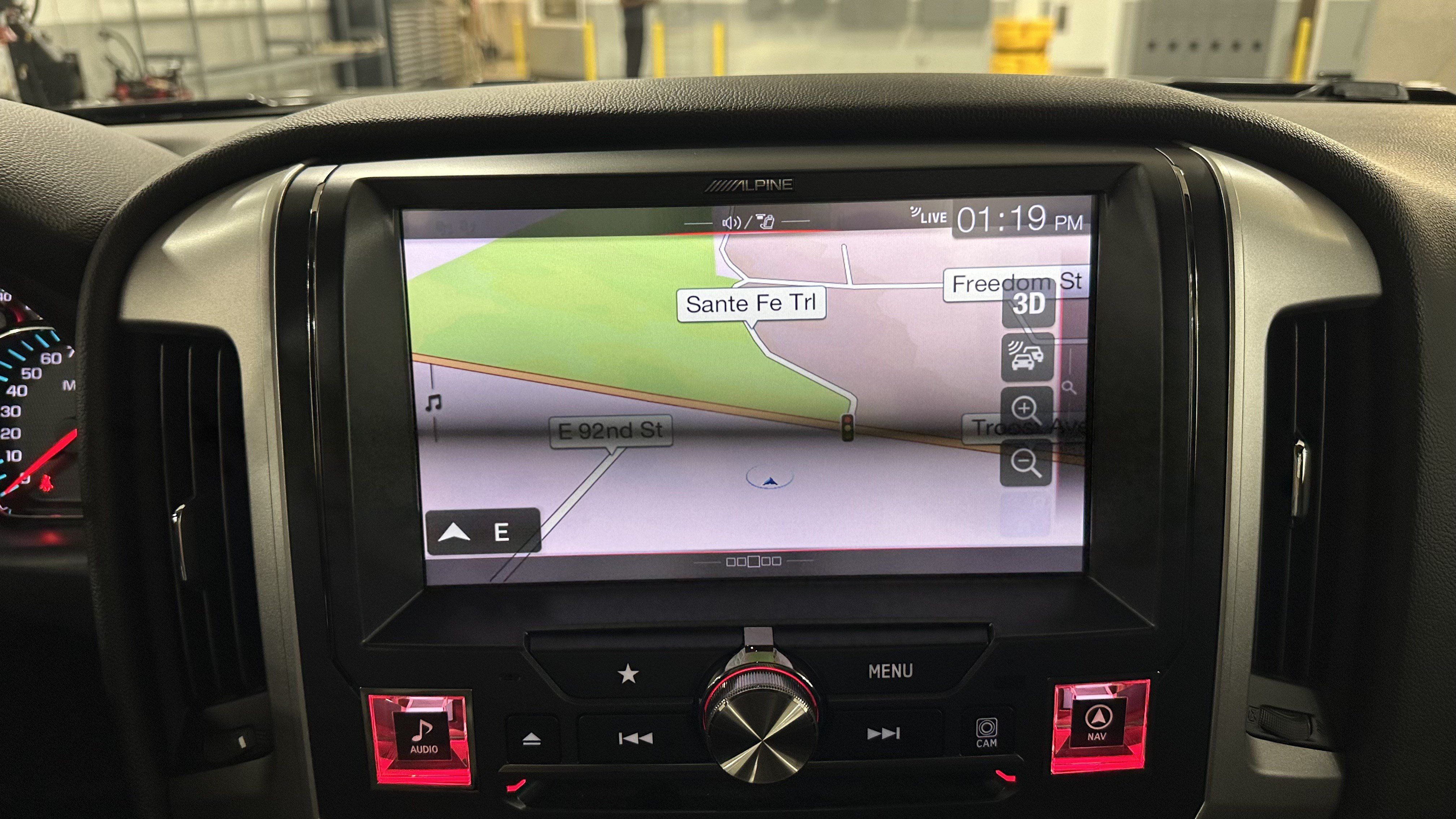 Used 2018 Chevrolet Silverado 1500 LT w/ LT Convenience Package AWD/4WD image 24