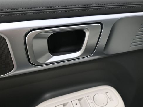 Used 2024 Hyundai Santa Fe SEL image 22