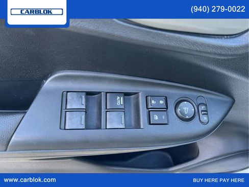 Used 2016 Honda Fit LX image 31