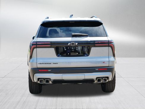 New 2026 Chevrolet Traverse Z71 w/ Enhanced Driving Package AWD/4WD image 4