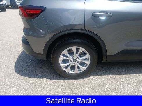 Used 2023 Ford Escape Active w/ Cold Weather Package FWD image 11