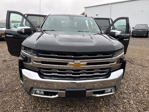Used 2020 Chevrolet Silverado 1500 LTZ w/ LTZ Premium Package image 37