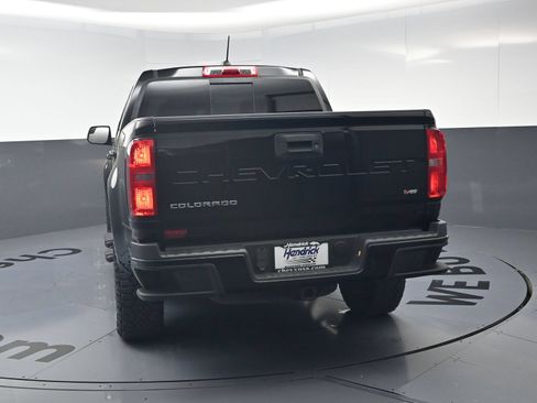 Used 2022 Chevrolet Colorado Z71 w/ Z71 Midnight Edition AWD/4WD image 8