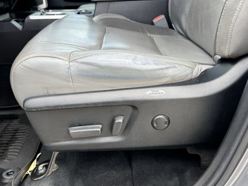 Used 2021 Toyota Tundra Limited w/ TRD Off-Road Package image 26