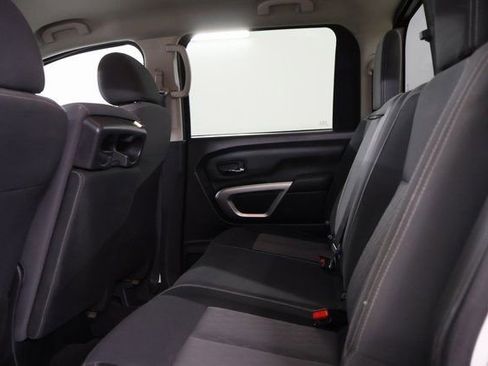 Used 2023 Nissan Titan SV AWD/4WD image 27