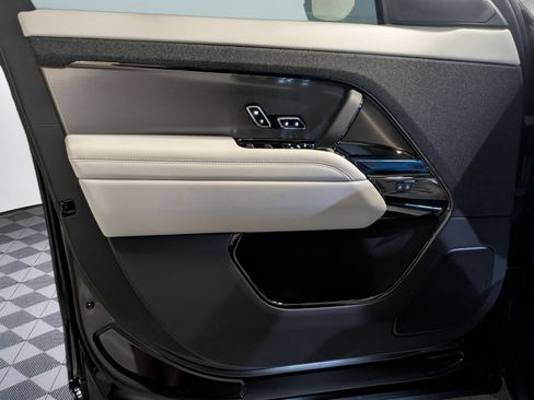 New 2026 Land Rover Range Rover Sport SE AWD/4WD image 11