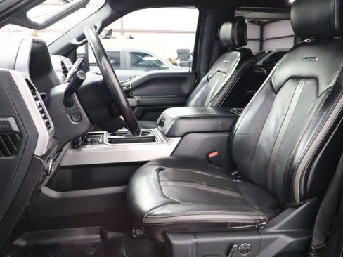 Used 2020 Ford F250 Platinum w/ FX4 Off-Road Package AWD/4WD image 34