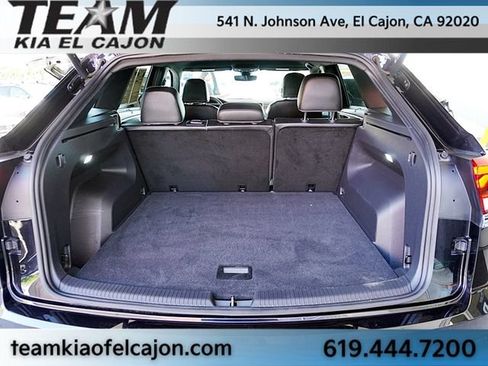 Used 2024 Volkswagen Atlas Cross Sport SE FWD image 13