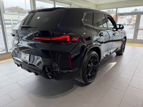 New 2026 BMW XM Label Red image 7