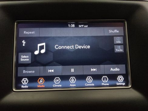 Used 2018 Jeep Grand Cherokee Limited image 25