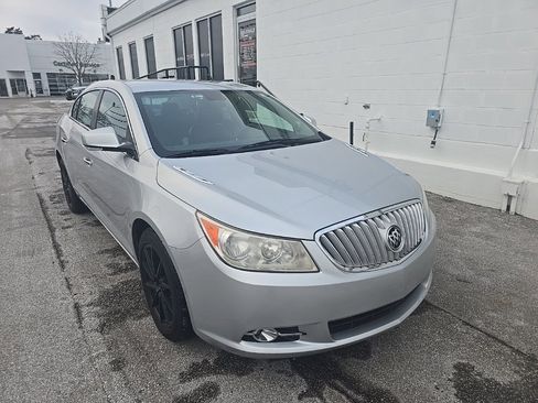 Used 2011 Buick LaCrosse CXL image 1