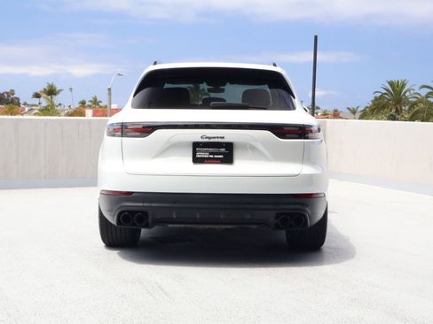 Certified 2021 Porsche Cayenne AWD/4WD image 10