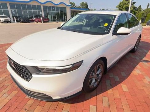 Certified 2024 Honda Accord EX image 5