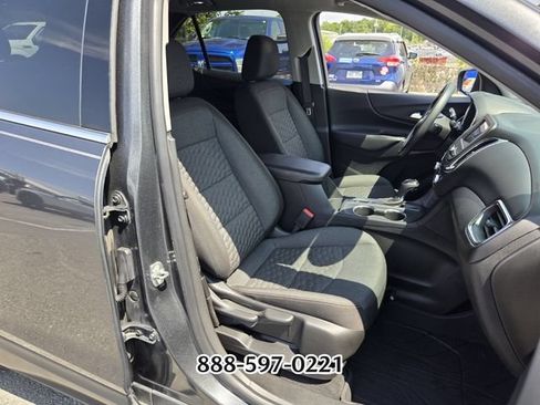 Used 2020 Chevrolet Equinox LT w/ LPO, Cargo Package FWD image 20