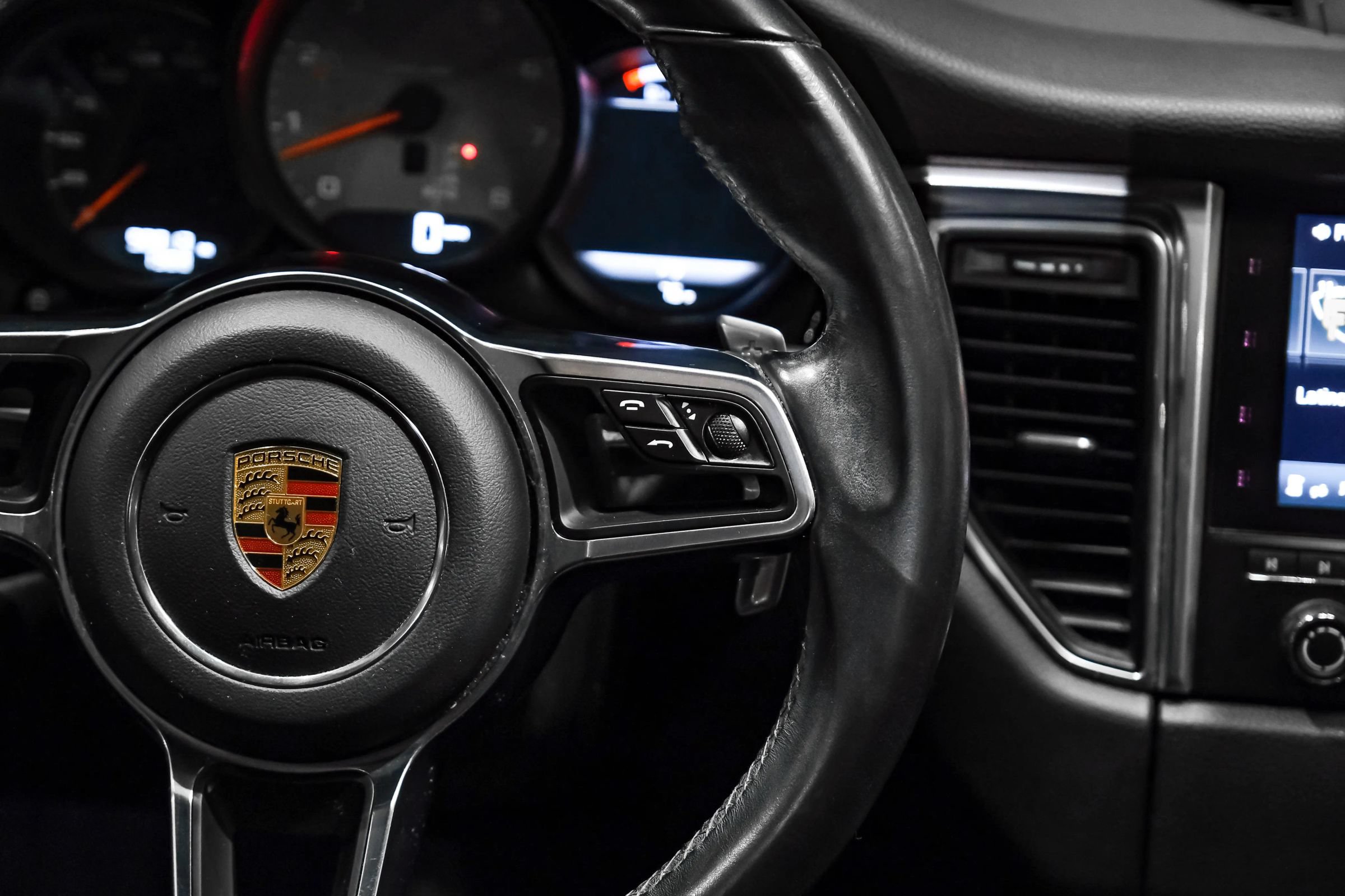 Used 2017 Porsche Macan S AWD/4WD image 19