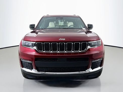 Used 2025 Jeep Grand Cherokee L Limited w/ Luxury Tech Group II RWD image 2