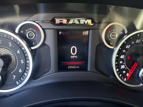 Used 2025 RAM 2500 Big Horn AWD/4WD image 19