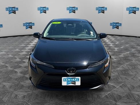 Used 2025 Toyota Corolla LE FWD image 8