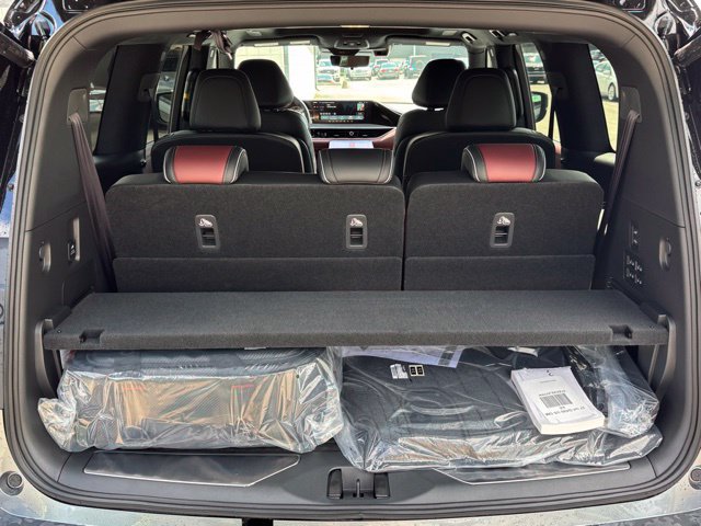 New 2027 INFINITI QX80 Autograph w/ Premium Cargo Package AWD/4WD image 32