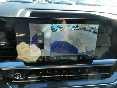 Certified 2023 Chevrolet Silverado 1500 LTZ w/ Z71 Off-Road Package image 30