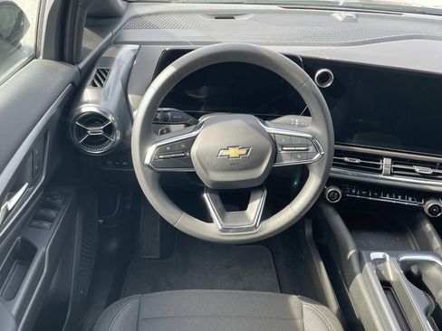 New 2026 Chevrolet Equinox EV LT image 12