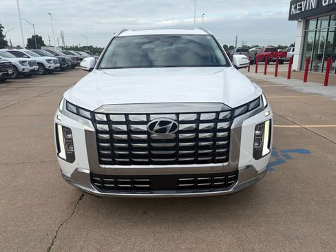 Used 2024 Hyundai Palisade Calligraphy AWD/4WD image 2