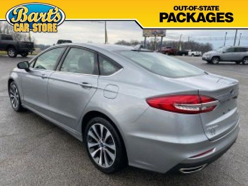 Used 2020 Ford Fusion SE AWD/4WD image 4