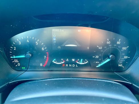 Used 2021 Ford Escape SE w/ SE Sport Appearance Package image 17