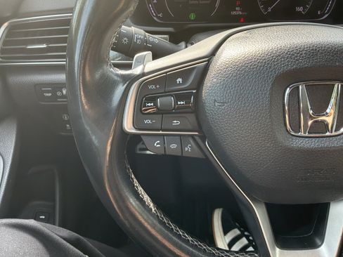 Used 2019 Honda Accord Sport image 19